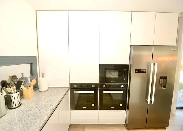 Serena - Exquisite With Private Heated Pool Sao Martinho do Porto