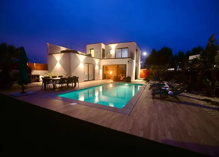 Serena - Exquisite With Private Heated Pool Villa Sao Martinho do Porto