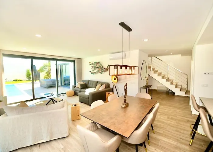 Villa Serena - Exquisite With Private Heated Pool *