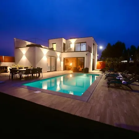 Serena - Exquisite With Private Heated Pool Villa Sao Martinho do Porto