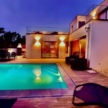 Villa Serena - Exquisite With Private Heated Pool Sao Martinho do Porto