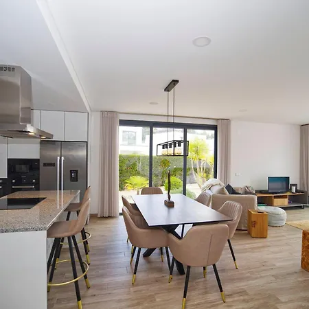 Serena - Exquisite With Private Heated Pool Villa